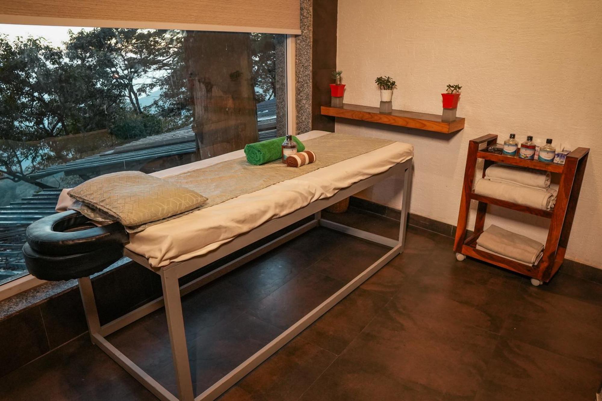 Sansa By The Woods - Manor&Spa Mussoorie Ngoại thất bức ảnh
